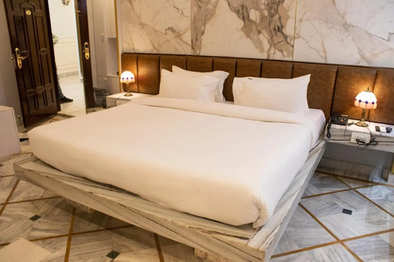 Hotel Rio Benaras Varanasi India