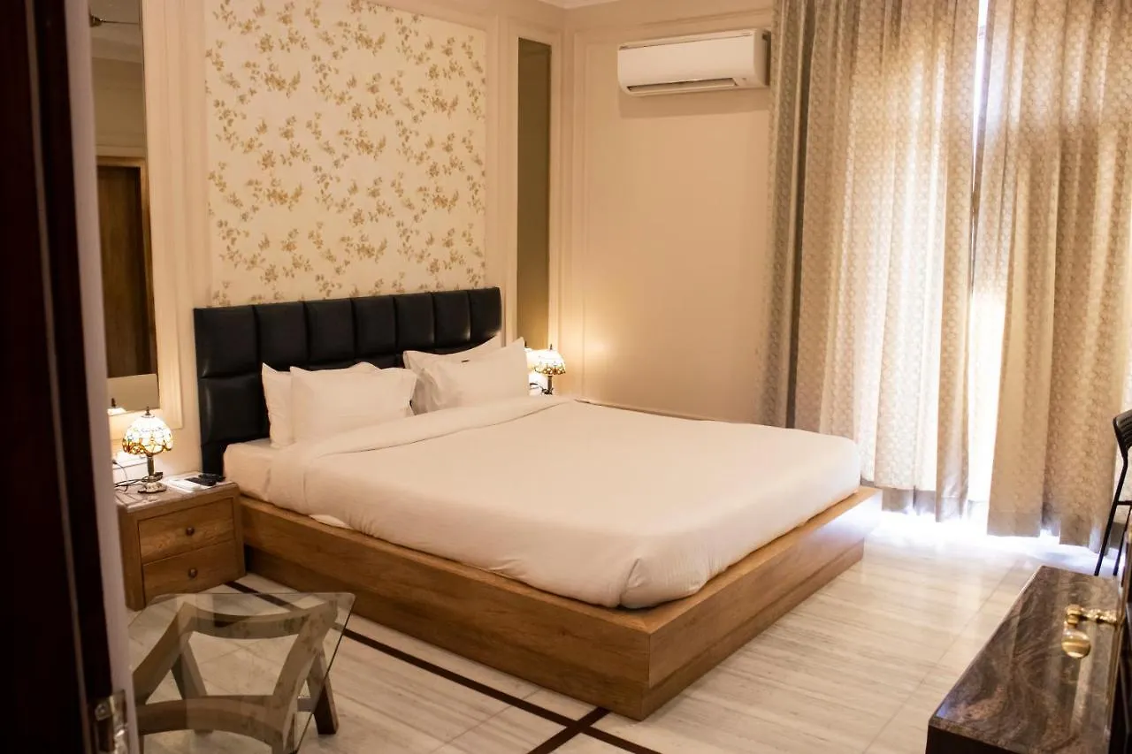 Hotel Rio Benaras Varanasi